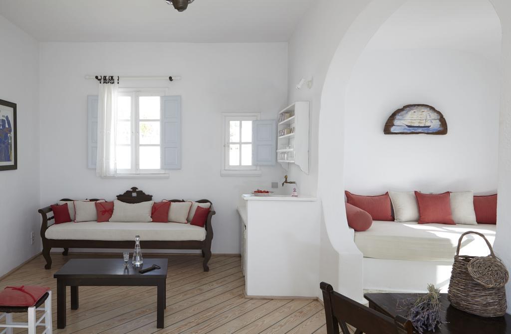 Altana Heritage Suites Imerovigli  Quarto foto