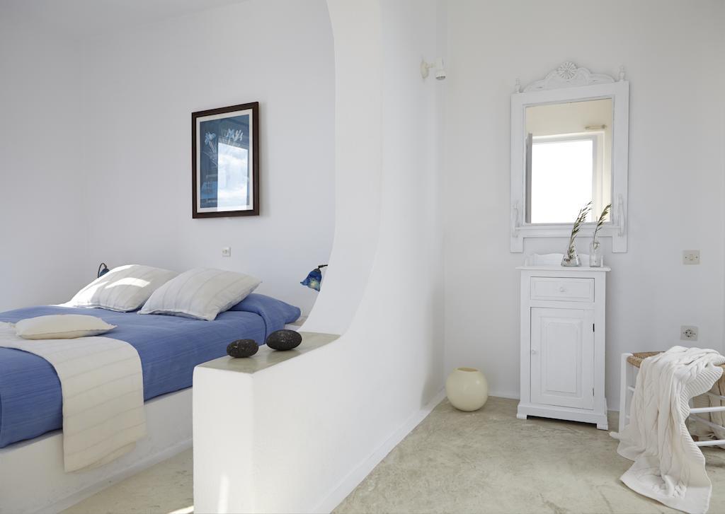 Altana Heritage Suites Imerovigli  Quarto foto